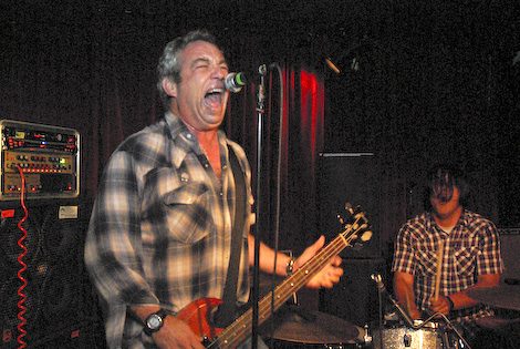 Mike Watt + The Missingmen