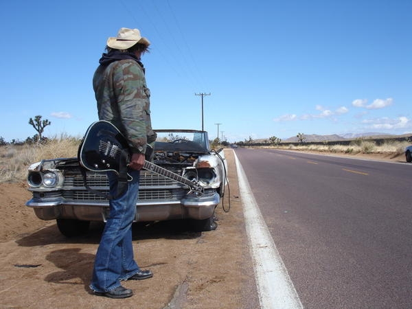 Koonda Holaa and the Beechees